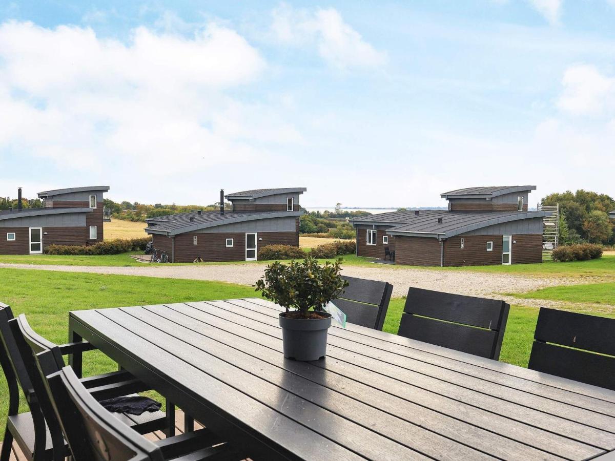 8 Person Holiday Home In Fåborg 외부 사진