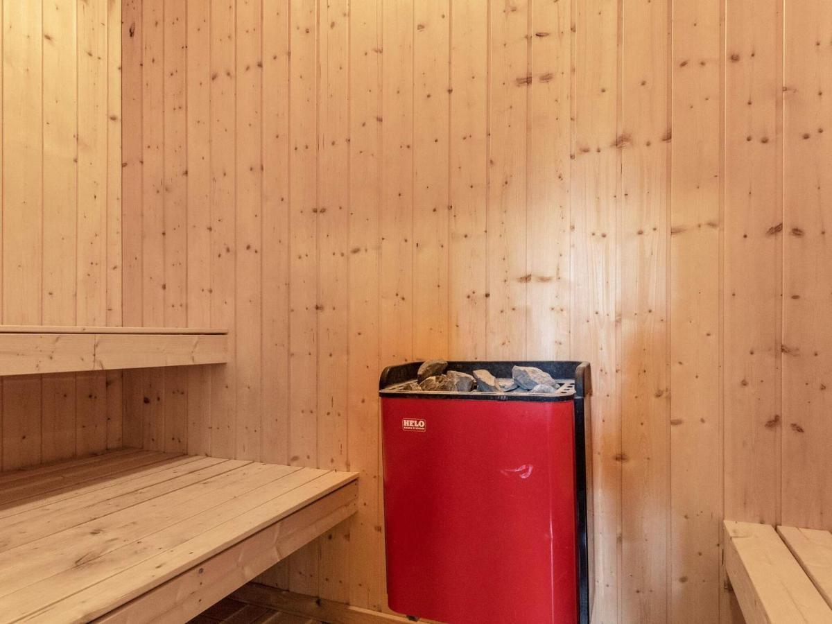 8 Person Holiday Home In Fåborg 외부 사진